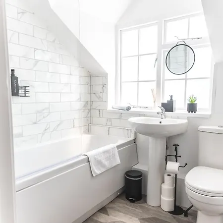 Captivating 2-bed House In Nettleham *