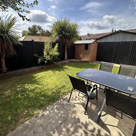Holiday home Comfortable Modern 1bed House 5 Mins From Centre