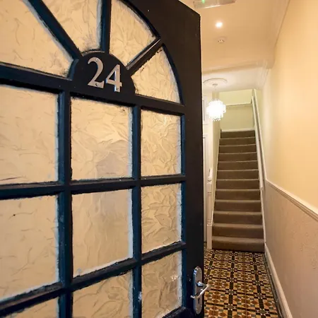 Apartment Pet Friendly Flat By The Castle Pass The Keys Lincoln