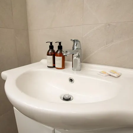 Pet Friendly Flat By The Castle Pass The Keys Lincoln