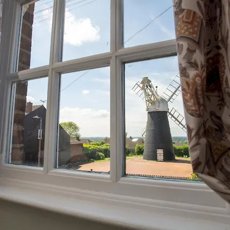 Family House With Stunning Mill View Pass The Keys