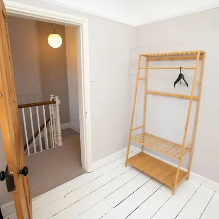 Holiday home Family House With Stunning Mill View Pass The Keys