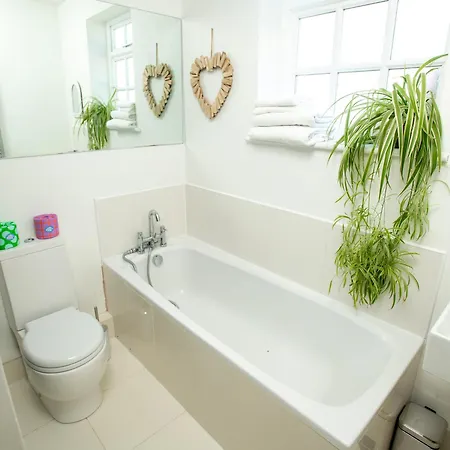 Family House With Stunning Mill View Pass The Keys Holiday home Lincoln