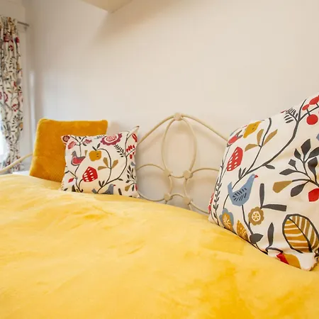 Family House With Stunning Mill View Pass The Keys Holiday home Lincoln