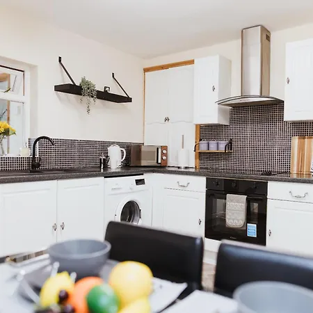 Stunning House In Heart Of Historic Lincoln