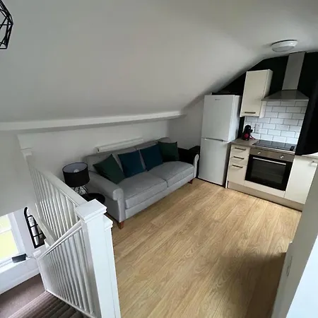 Apartment Centre
