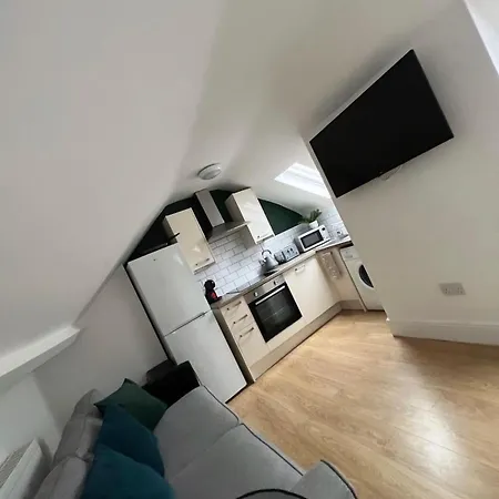 Centre Apartment *