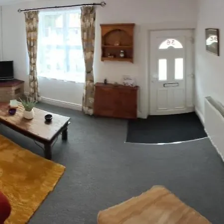 Charming Family & Pet-friendly * Lincoln