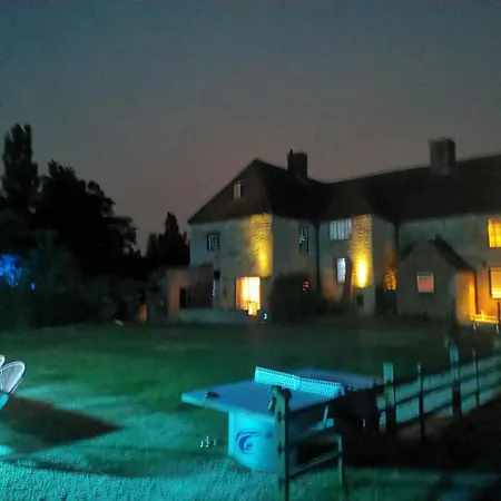 Hot Tub & Countrylife Cottage, Firepit For Groups Holiday home