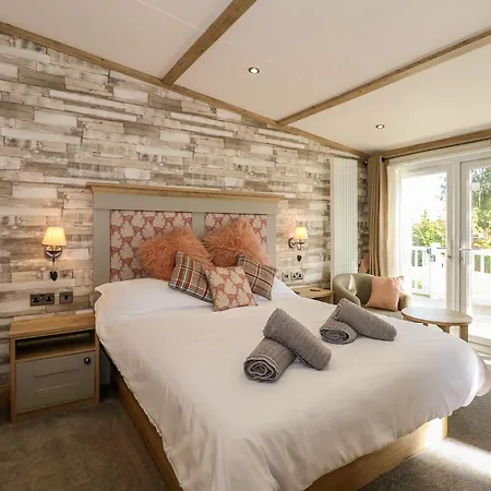 18 Woodlands Retreat Ferienhaus *