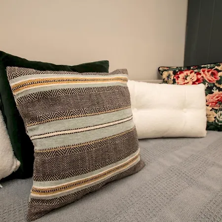 Characterful Flat By Castle Pass The Keys Lincoln