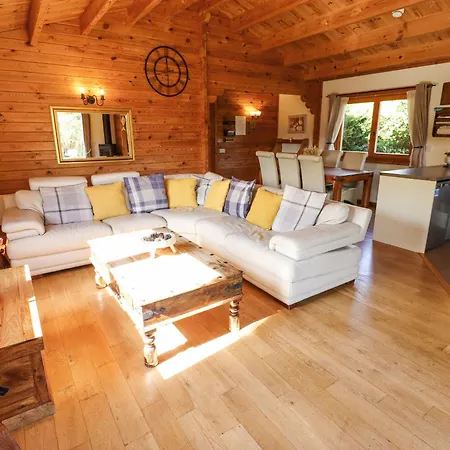 Jemima Holiday home *