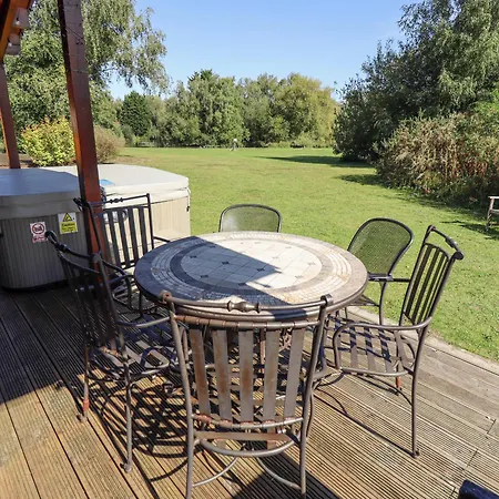 Holiday home Jemima Lincoln