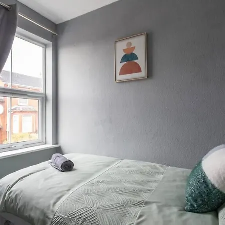 Cosy In Centre