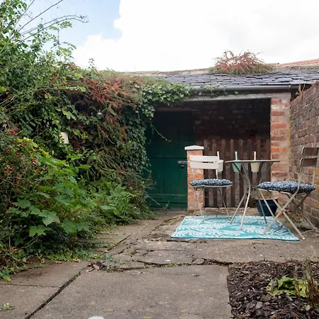 Charming City Centre Location Parking Pass The Keys Holiday home *