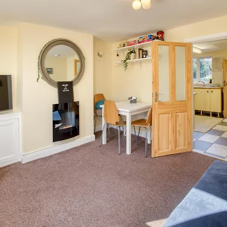 Charming City Centre Location Parking Pass The Keys Holiday home
