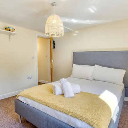 Charming City Centre Location Parking Pass The Keys Holiday home *
