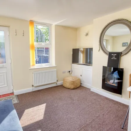 Charming City Centre Location Parking Pass The Keys Holiday home *