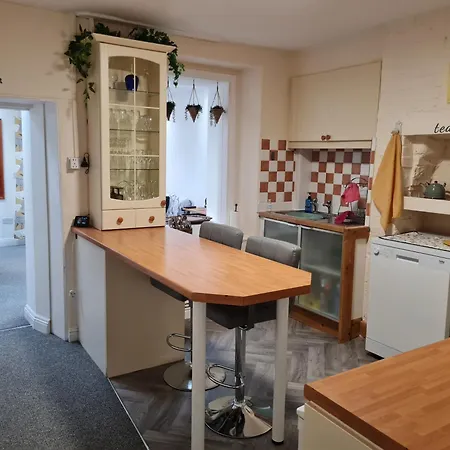Charming Family & Pet-friendly Lincoln