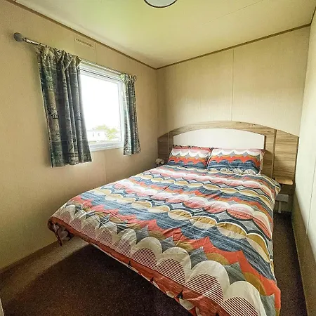 Holiday home Caravansleeps8-hottub-fireplace-garden-patio Lincoln