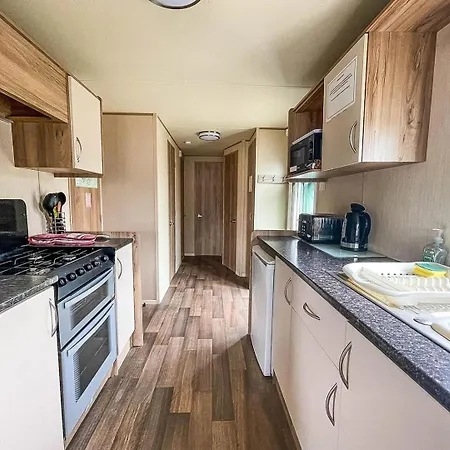 Holiday home Caravansleeps8-hottub-fireplace-garden-patio Lincoln