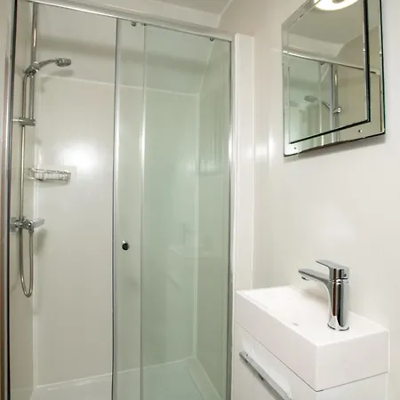 Pass The Keys Cathedral Views Luxury Living Historic Apartment *