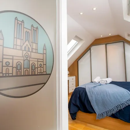 Pass The Keys Cathedral Views Luxury Living Historic *