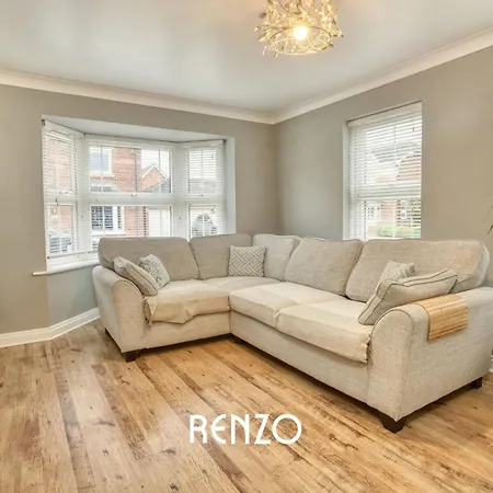 Apartment Incredible And Charming 4-bed In By Renzo, Free Parking, Close To Hospital! Lincoln