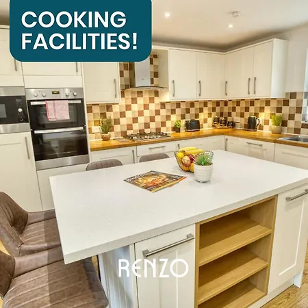 Incredible And Charming 4-bed In By Renzo, Free Parking, Close To Hospital! *