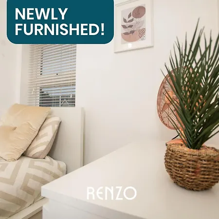 Incredible And Charming 4-bed In By Renzo, Free Parking, Close To Hospital! Apartment *
