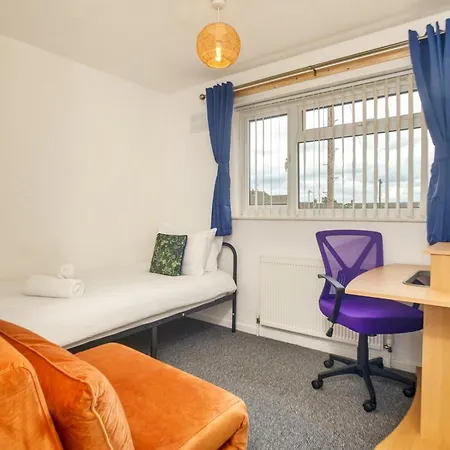 Pass The Keys Dog-friendly Haven Parking Prime Location