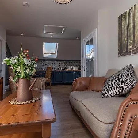 Luxury Retreat In Lincolnshire Apartment *