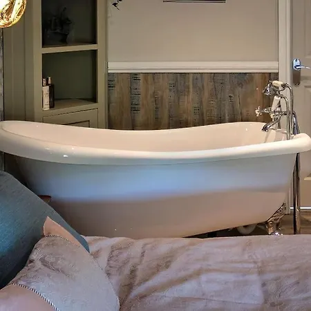 Apartment Luxury Retreat In Lincolnshire *