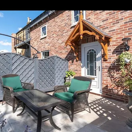 Luxury Retreat In Lincolnshire *