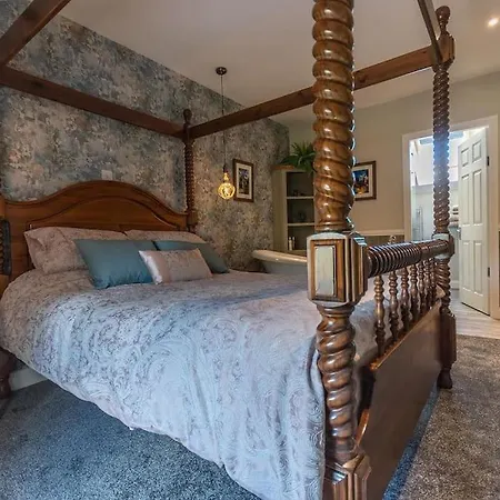 Apartment Luxury Retreat In Lincolnshire Lincoln