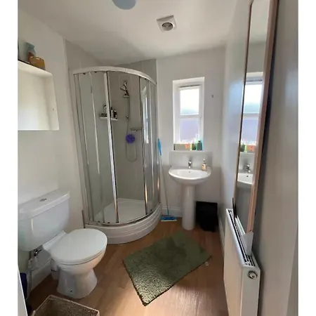 Aesthetic Coach House In Apartment Lincoln