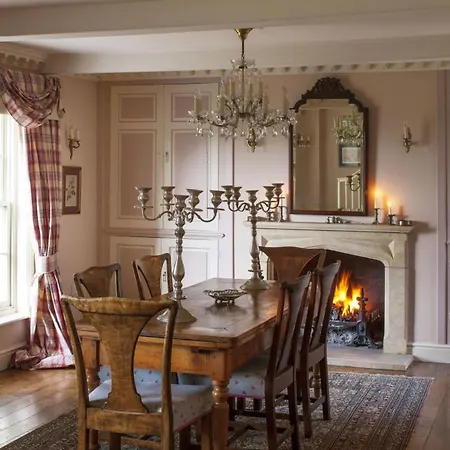 Brills Farm Bed & Breakfast Norton Disney