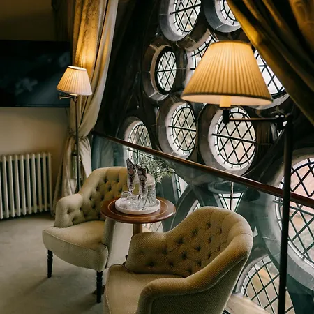 The Old Palace Guest house 3*