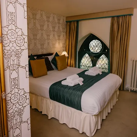 Guest house The Old Palace