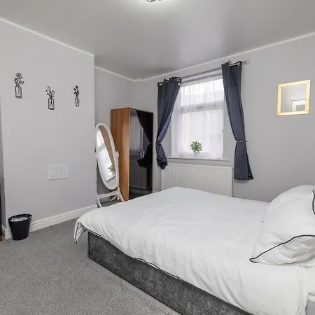 Holiday home Rumbold House - - Sleeps Up To 5 Lincoln