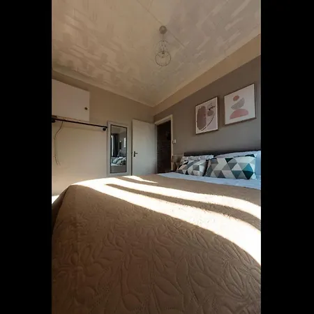 Apartment Cosy 1 Bed In
