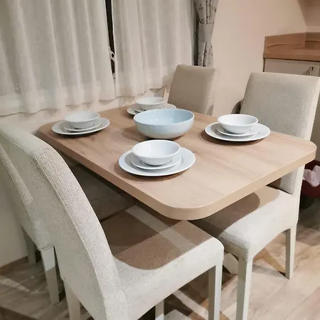 Luxury Caravan With Hot Tub On Tattershall Lakes Campsite Lincoln