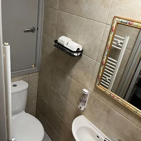 12apex Guest house