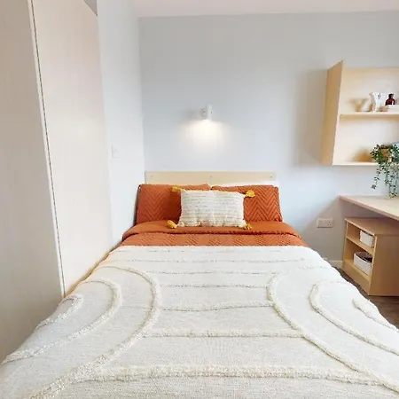 Pavilions By Iq Your Perfect Retreat Apartment Lincoln
