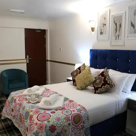 Oyo 4 Sisters Hotel 4*