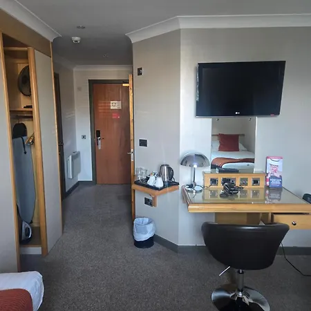 Hotel Damon's 4*