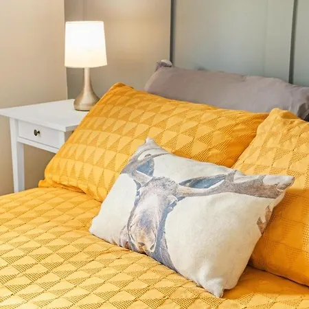 Laurel Cottage, Lincoln, Spacious For 4 - Free Parking