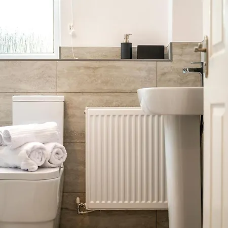 4 Bed Luxury Townhouse - Parking - Holiday home Lincoln