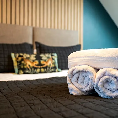 Holiday home 4 Bed Luxury Townhouse - Parking - Lincoln