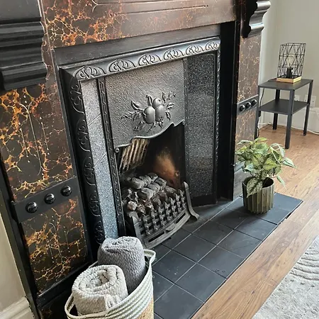 Stunning Victorian Townhouse Holiday home *